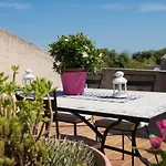 Bella Vista