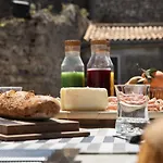Bella Vista
