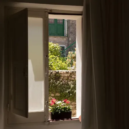 לינה וארוחת בוקר Bella Vista