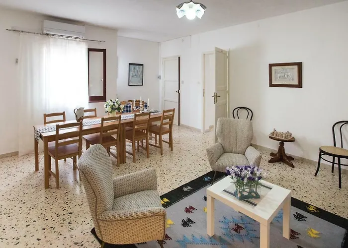فندق مبيت وإفطار Bella Vista 3*
